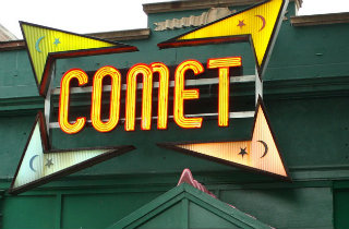 Comet Ping Pong (User DOCLVHUGO at Wikimedia Commons)