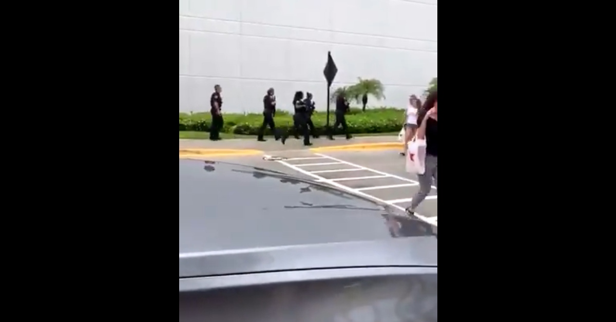 Police determine panic at Town Center Mall in Boca Raton was not