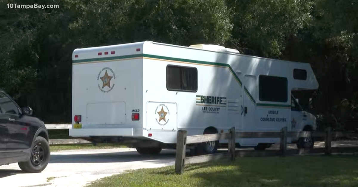 A mobile command center arrives at the Myakkahatchee Environmental Park in Florida on Oct. 20, 2021. (Image via screengrab from WTSP-TV/YouTube.)