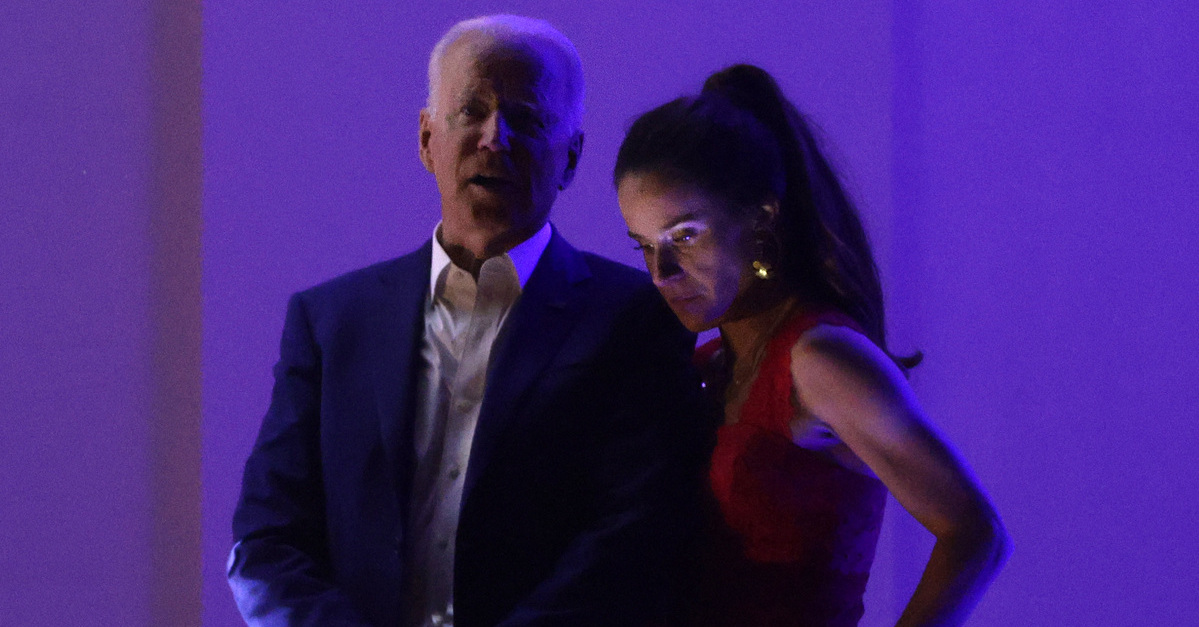 Joe Biden (L) and Ashley Biden (R)