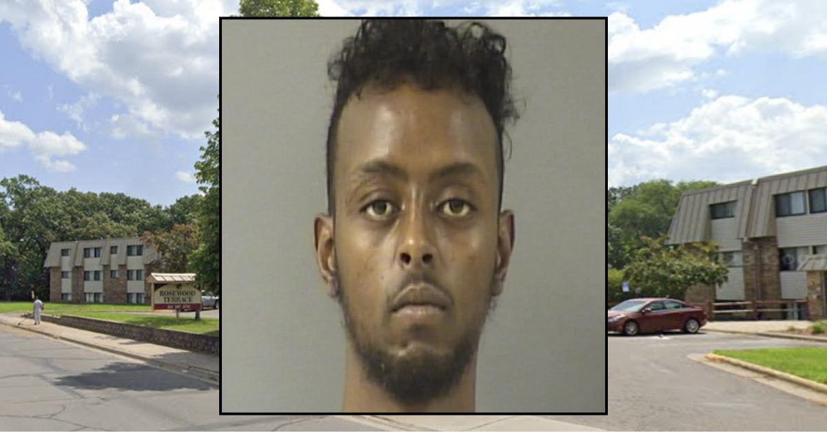Man called cops after allegedly stabbing pregnant wife