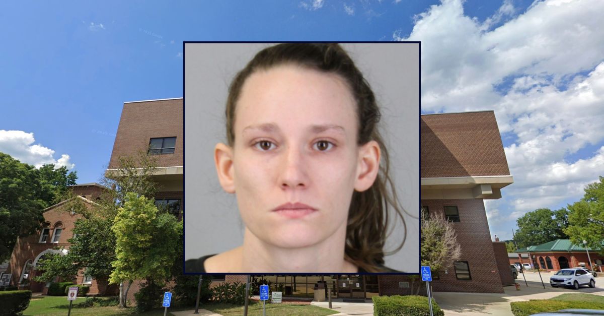 Inset: Makayla Annette Haedt (Watonwan County Jail). Background: The Pulaski County Courthouse (Google Maps).