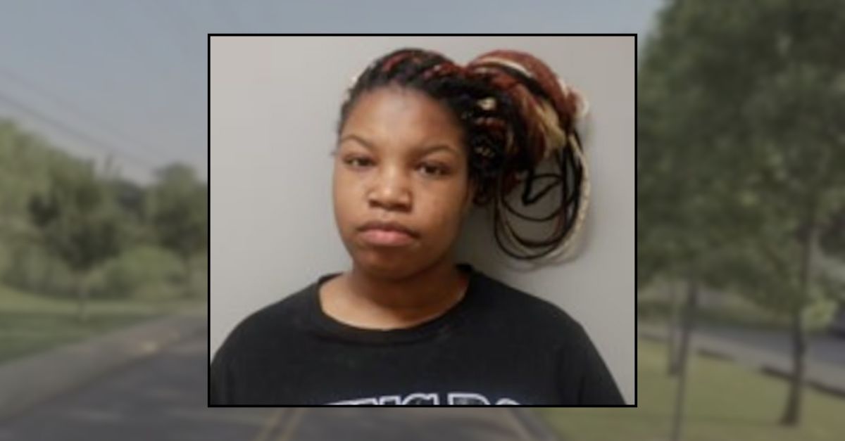 Mom arrested after kids found by themselves