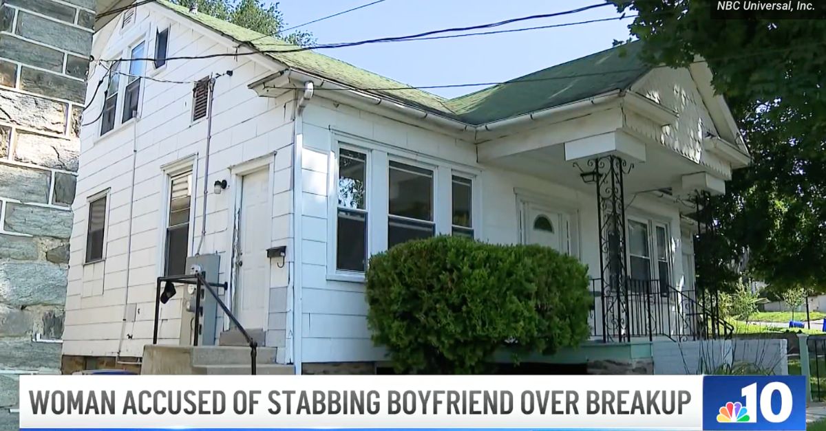 The Pennsylvania home where Jessica Eustache allegedly stabbed her boyfriend as he tried to kick her out (WCAU).